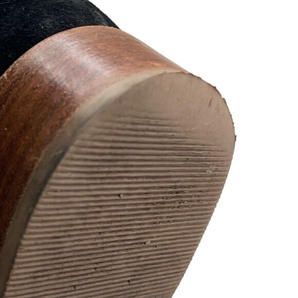 Boden SIZE 40 (US 8.5) Black Suede Pull-On Minimalist 1" Heel Ankle Boots $180 - Picture 7 of 8